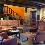Casal Rural Val Fresco - Casa Horreo *
